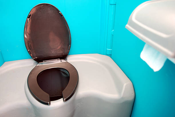 Best Emergency porta potty rental  in Cle Elum, WA